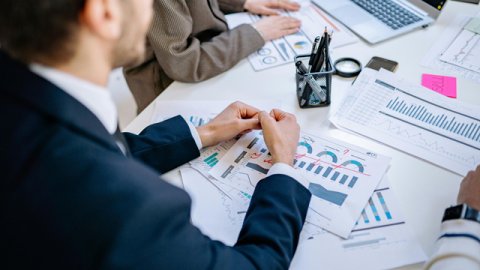 美国地区银行账户的管理与合规要点